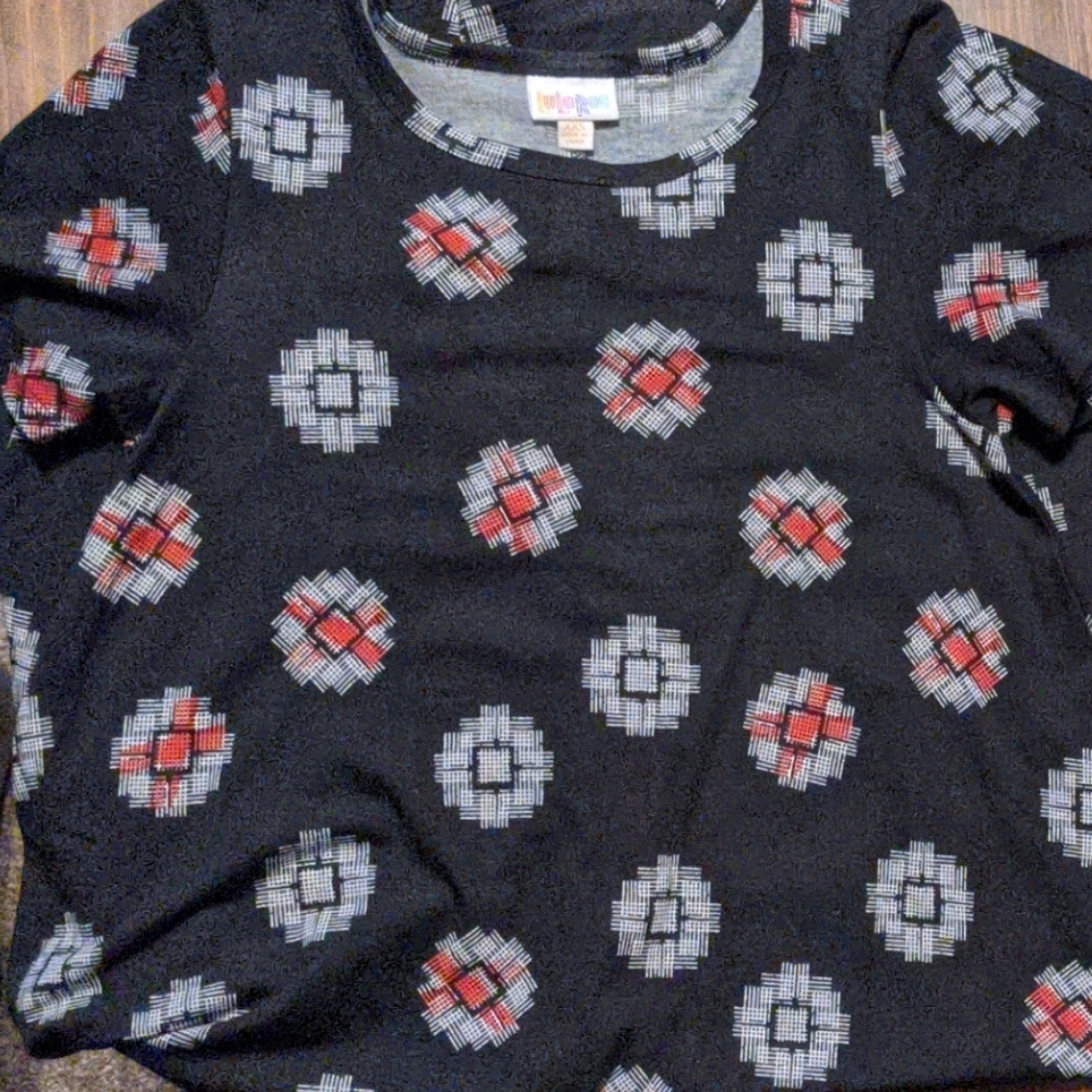 Lularoe Carly